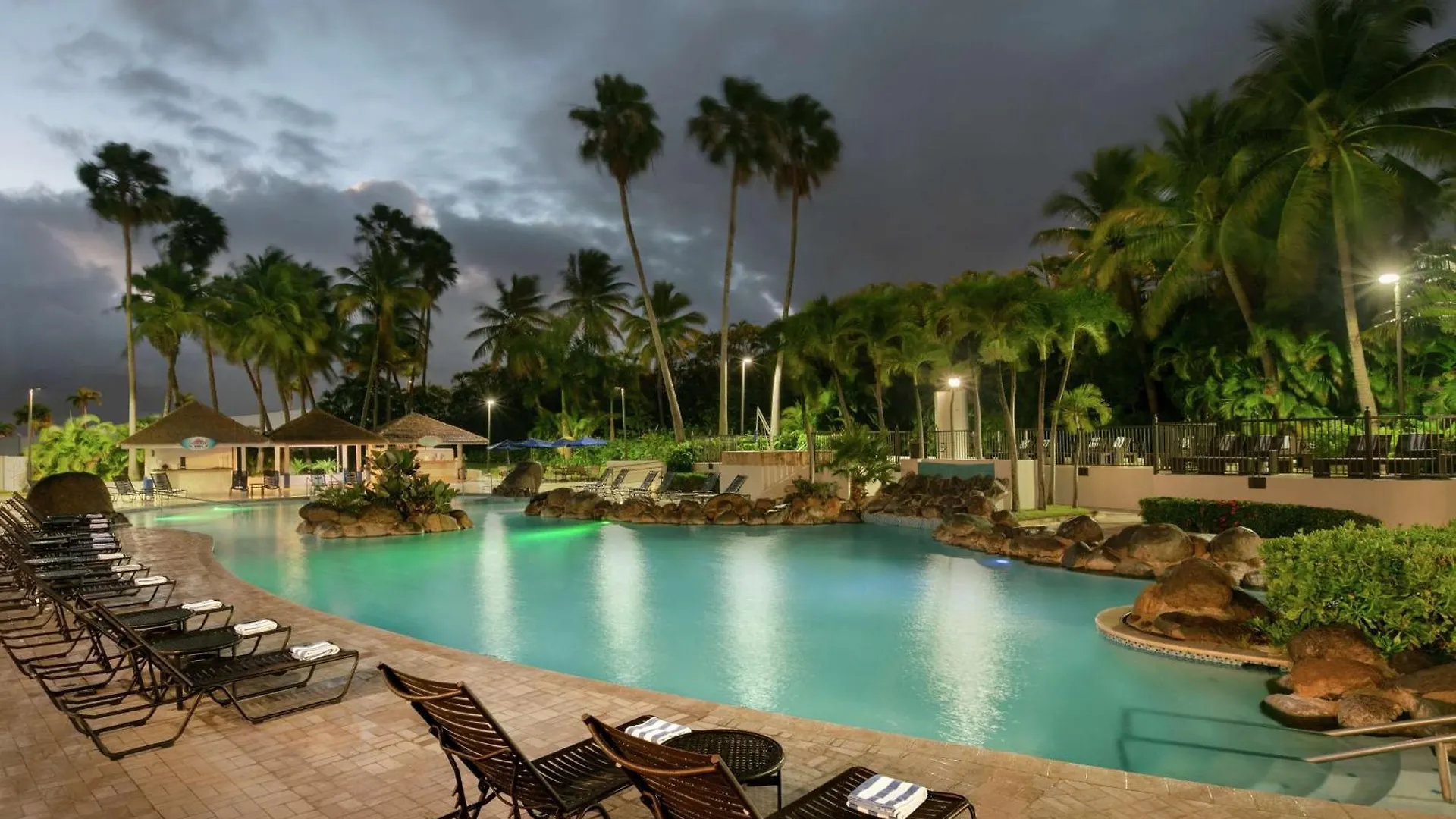 Resort Embassy Suites By Hilton San Juan - Hotel & Casino