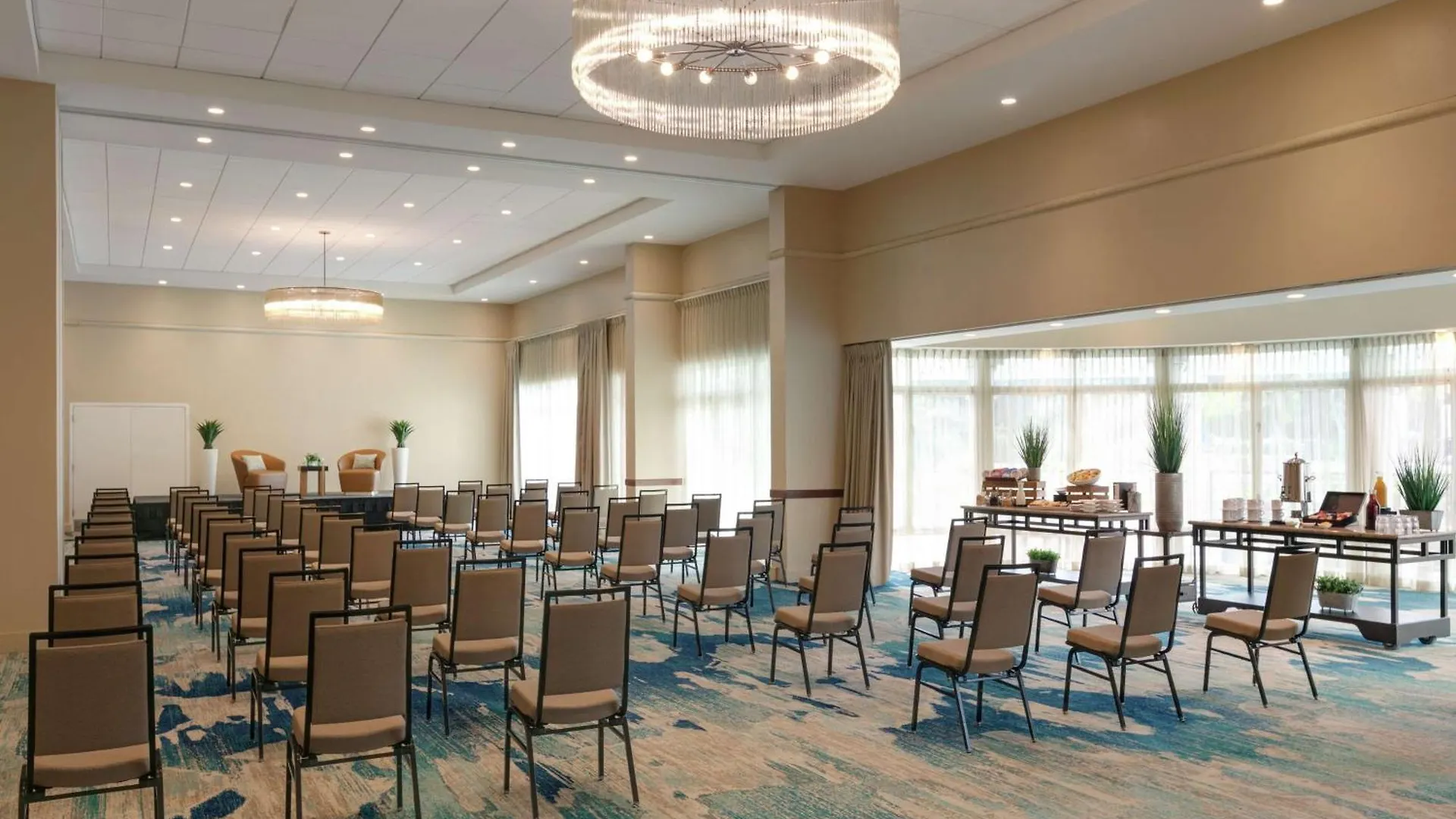 Embassy Suites By Hilton San Juan - Hotel & Casino Resort